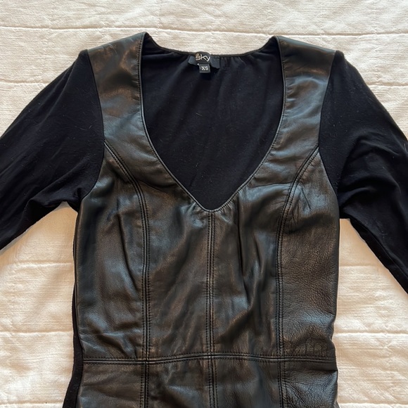 SKY | Long Sleeve Mini Dress - Picture 5 of 7